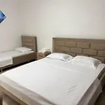 호텔 Aerostay 3*