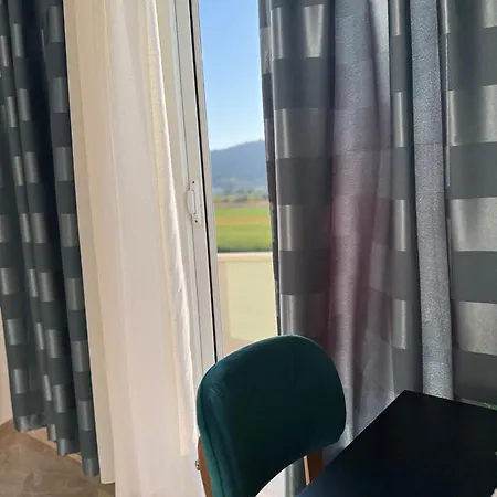 فندق Aerostay Rinas