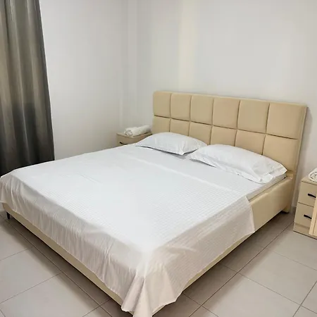 فندق Aerostay Rinas