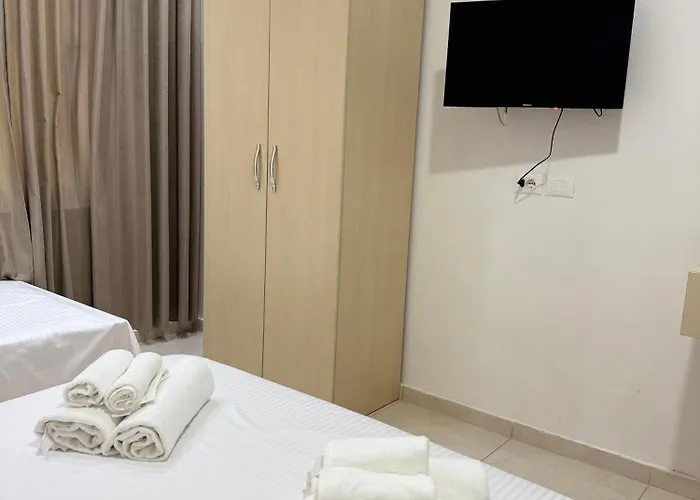 Hotel Aerostay Rinas